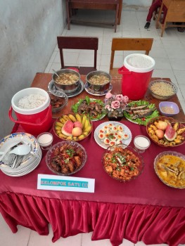 KEGIATAN PEDOMAN GIZI SEIMBANG (ISI PIRING KU)